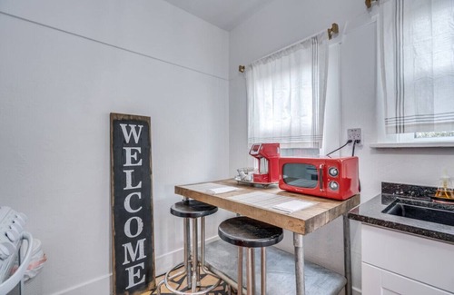 Tucson Villa | 1926 Historic Duplex/Near U of A/1 BR 1 BA