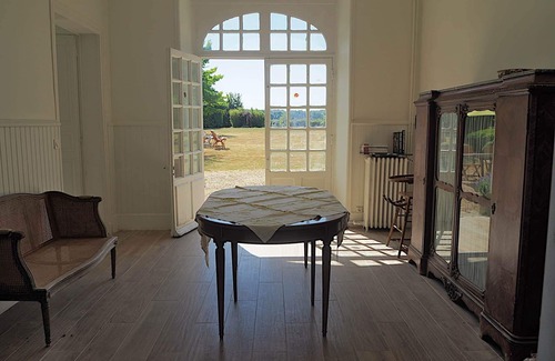 Le Mesnil-Saint-Denis House | 19th c. Manor in the Chevreuse Valley, 30km from Paris