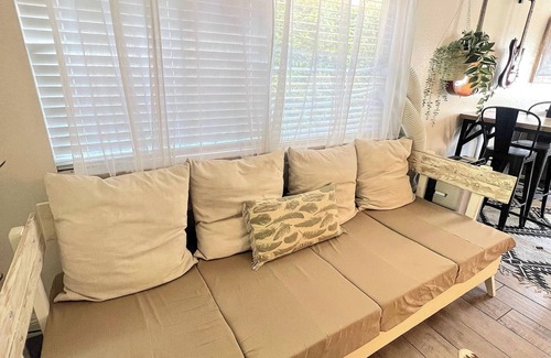University Heights Condo | 1b1b Central Hillcrest, San Diego condo. Walkable neighborhood and central to SD