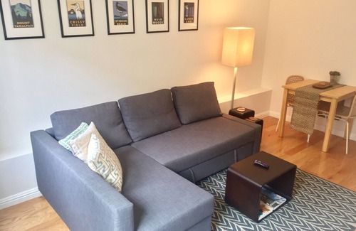 Outer Sunset Apartment | 1BD Ocean Beach Retreat With Garage Parking!