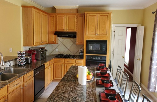Sharpstown House | 1Bdr 1Ba room in a Resort Style 3 story town home by Galleria