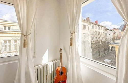 Sofia City Center Apartment | 1BDR Studio | Vitoshka Area | Fully Equipped