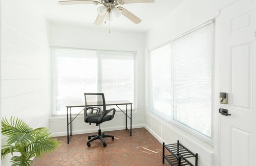 Lakeland Apartment | 1BR/1BA Pet-Friendly Close to Downtown Lakeland