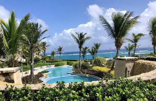 Diamond Valley Resort | 1BR/2BA Suite - Kitchen, Living Room & Balcony - Private Resort on Crane Beach!n
