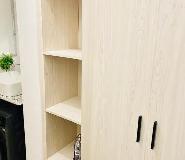 Manyimbo Apartment | 1br CBD Pool Gym AirCon, washer, Wi-Fi
