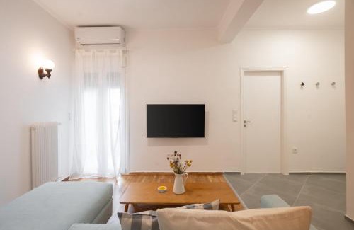 Kerameikos Apartment | 1BR Next to Metro Modern Comfort