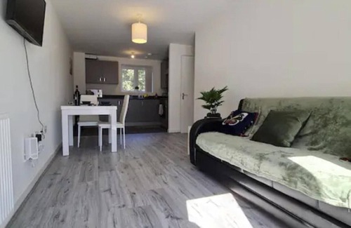Birmingham Apartment | 1br-sleeps3-parking-nearcitycentre-shoppingcentre