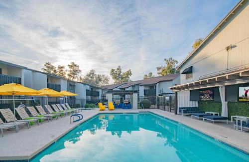 Paradise Valley Village Apartment | 1BR Stone Creek - Walkable Stay with Pool, Family-Friendly - C257