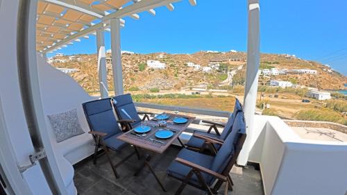 Paraga House | 1Path Pelican Mykonos Super Paradise Beach House