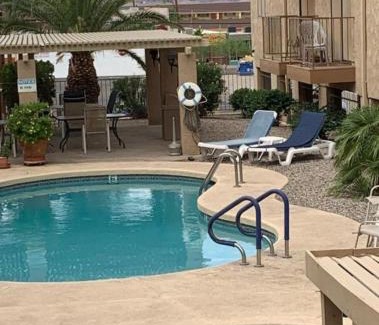 Lake Havasu City Apartment | 1st Floor Condo in the Desert w/Pool, Spa & BBQ