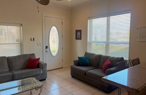 South Padre Island Condo | 1st Floor-Pool-2BD/2BA-Sleeps 6