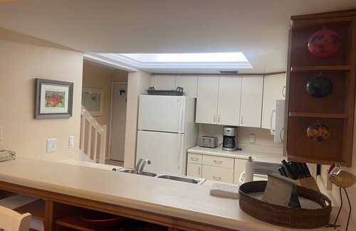 Goodwins Island House | 2/2.5 Waterfront condo with pools and tennis courts