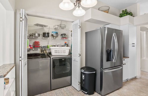 El Cortez Cottage | 2/2 Biscayne Model w/Golfcart