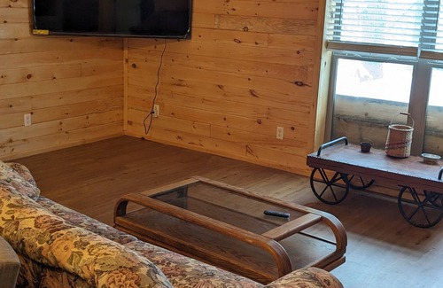 South Rutland House | #2 - 3 bedroom upper unit near Salmon River, and Tug Hill ATV/snowmobile trails.