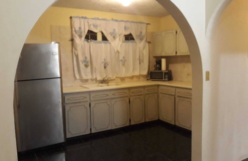 Brewers Bay Apartment | #2/3 One Bedroom in Shared 3-Bedrooms Apartment, splendid sea view