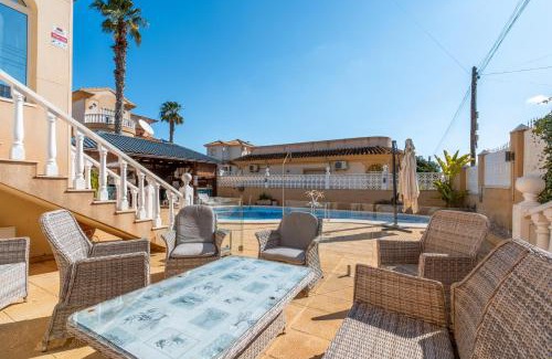 San Miguel de Salinas Villa | 2 Apts in Villa Sun and Happiness