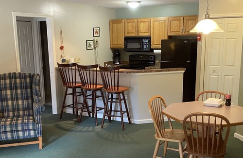 North Woodstock Resort | 2 BDR/ 2 Bath in the Heart of the White Mountains!