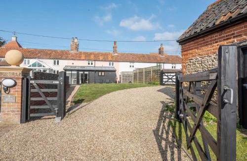 Thorpeness House | 2 Beach Cottages, Thorpeness