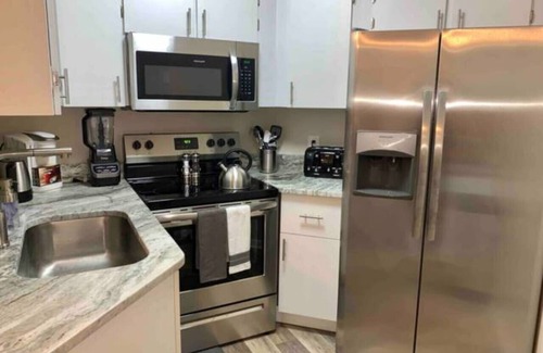 Ventura Condo | 2 Bed 2 Bath Golf Resort Condo (2ND FL)
