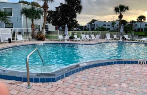 Ventura Condo | 2 Bed 2 Bath Golf Resort Condo (1ST FL)