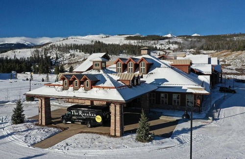 The Highlands Apartment | 2 Bed BRECKENRIDGE LUXURY SKI RESORT - Welk Resorts
