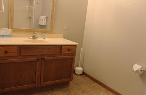 Eagle River House | 2 bed condo at Wild Eagle Lodge on Duck Lake, #201