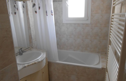 Saint-Hilaire-de-Brethmas Villa | 2 Bedroom Villa in CÃ©vennes, Saint-Hilaire-de-Brethmas