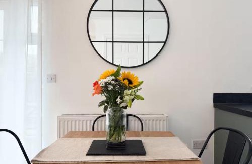 Port Talbot House | 2 Bed Home Port Talbot - Perfect For Contractors & Long Stays