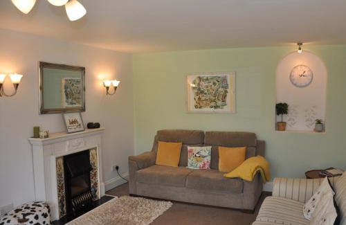 Liverton House | 2 Bed in Ashburton 53519