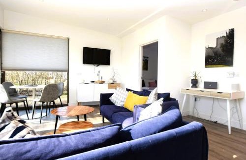 Colchester House | 2 Bed in East Bergholt 82399