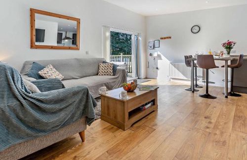 Camborne House | 2 Bed in Portreath 82635