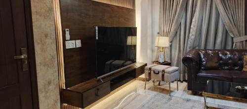 Lahore Apartment | 2 bed New Furnished Appartment at Lahore Prime Location