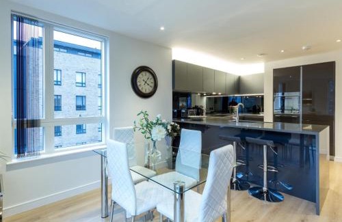 London Borough of Hounslow Apartment | 2 Bed Property Close to Heathrow Airport