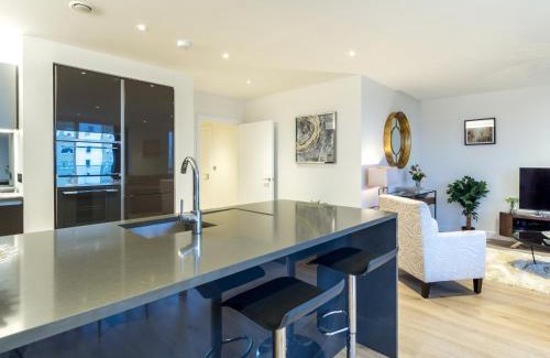 London Borough of Hounslow Apartment | 2 Bed Property Close to Heathrow Airport