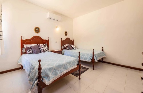 Alpouvar Villa | 2 Bed villa few minutes drive from resort centre