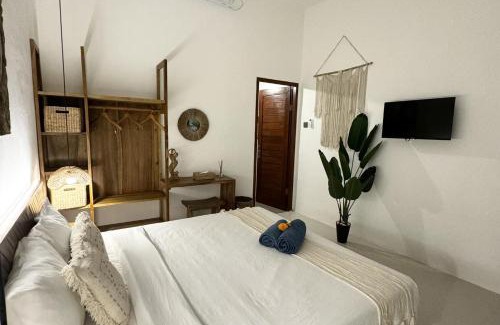 Munggu Villa | 2 Bed Villa-Sleeps 4-10 Min to Beach-Private Pool