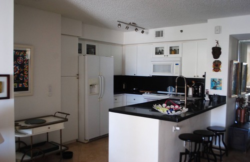 Aventura Condo | 2 bedroom 2 bath appartment over the water