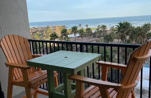 South Padre Island Resort | 2 Bedroom 2 Bathroom Condo #605