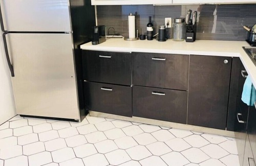 Eastern Shores Apartment | 2 Bedroom (623040) by Houzlet