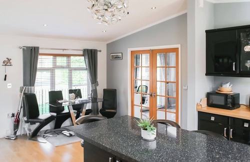 Auchterarder Apartment | 2 bedroom accommodation in Auchterarder, near Gleneagles