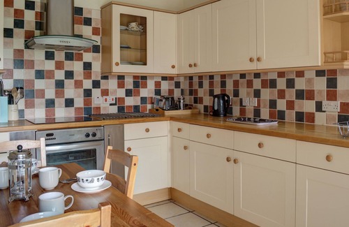 King's Stanley Cottage | 2 bedroom accommodation in Near Stroud