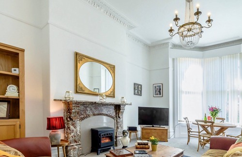 South Cliff Cabin | 2 bedroom accommodation in Scarborough