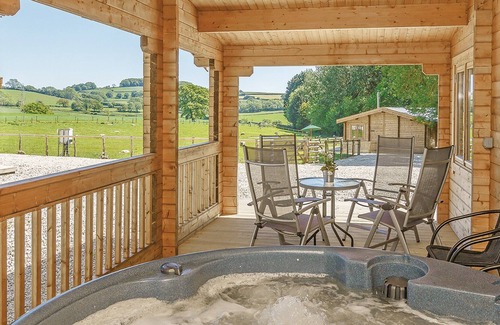 Crewkerne House | 2 bedroom accommodation in Crewkerne