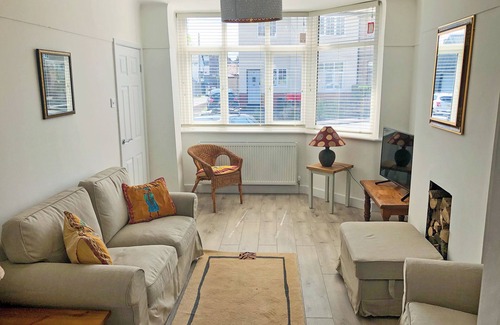 Heswall Cottage | 2 bedroom accommodation in Heswall, near Liverpool