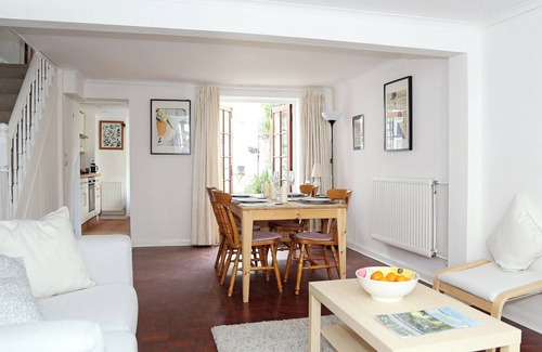 Brighton City Centre Cottage | 2 bedroom accommodation in Brighton