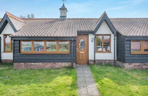 Brightlingsea Cottage | 2 bedroom accommodation in St Osyth