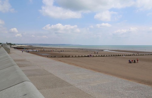 Hythe Cottage | 2 bedroom accommodation in Palmarsh, near Dymchurch