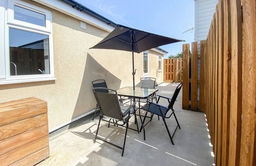 Hythe Cottage | 2 bedroom accommodation in Palmarsh, near Dymchurch