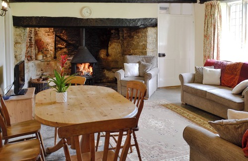 Pulham Cottage | 2 bedroom accommodation in Glanvilles Wootton, near Sherborne