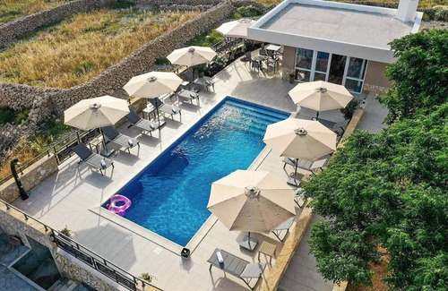 Kustici Apartment | 2 bedroom accommodation in Kustici